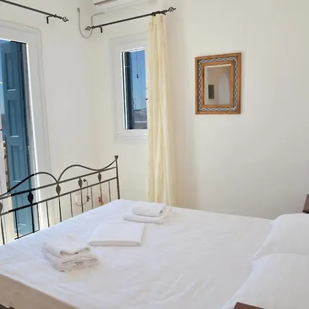 Sea View Apartment *