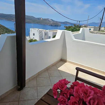 Sea View Apartment *